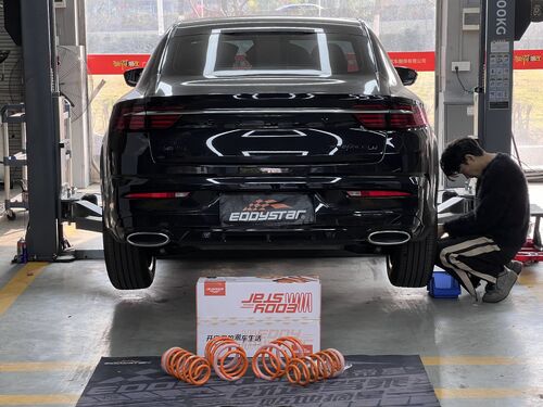 最新の会社の事例について 2024年吉利星瑞1.5T アップグレード版 スポーツショートスプリング装着：スタンスとハンドリングをデュアル強化