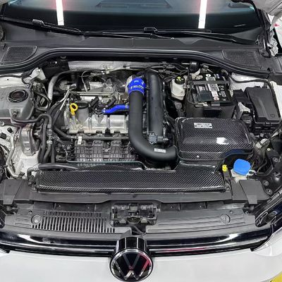 VW GOLF の 吸着 炭素 繊維 エア ボックス を 改良 する